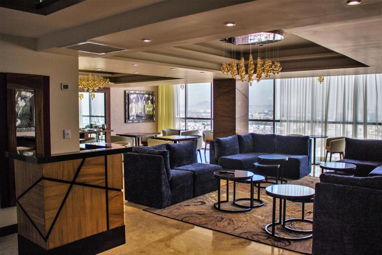 Hard Rock Hotel Guadalajara Запопан Екстериор снимка The lounge at the airport