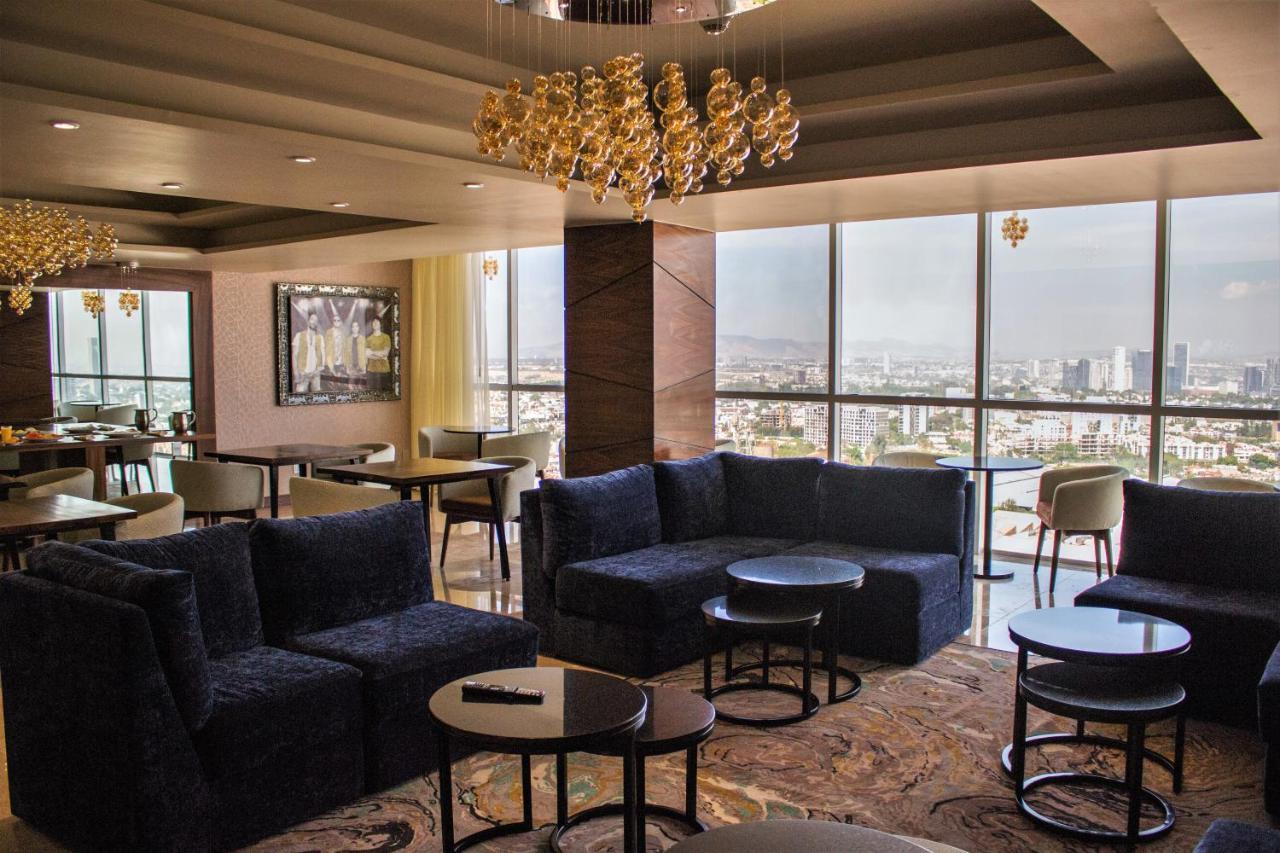 Hard Rock Hotel Guadalajara Запопан Екстериор снимка The 360 lounge at the MGM Grand